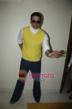 Akshay Kumar on the sets of Entertainment Ke Liye Kuch Bhi Karega grand finale in Yashraj Studios on 5th Oct 2010 (5).JPG